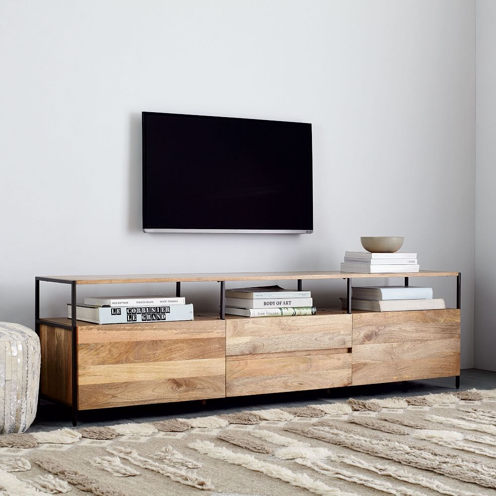 Industrial media console store