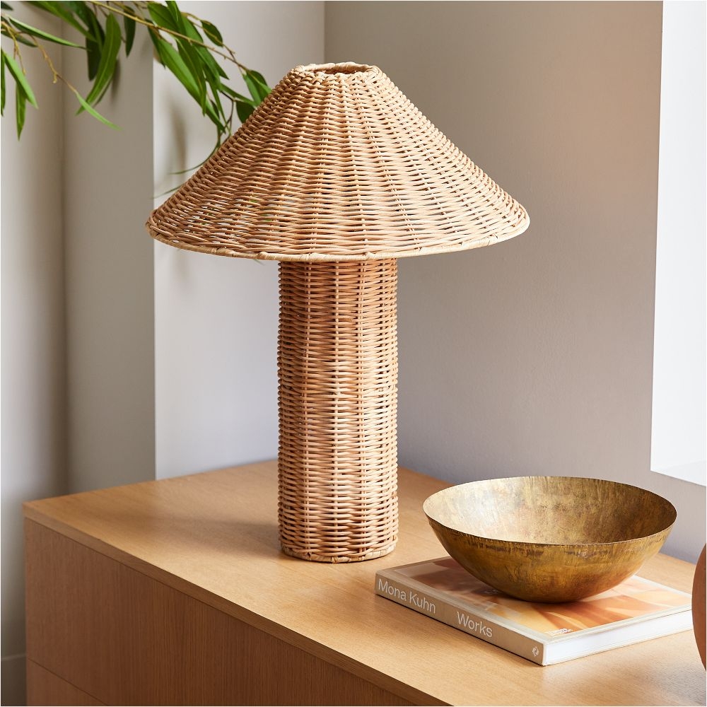 Rattan side best sale lamp