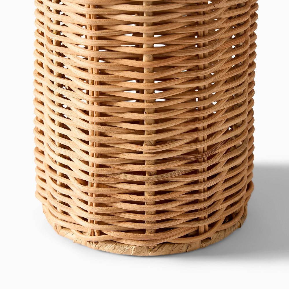 Basket table deals lamp