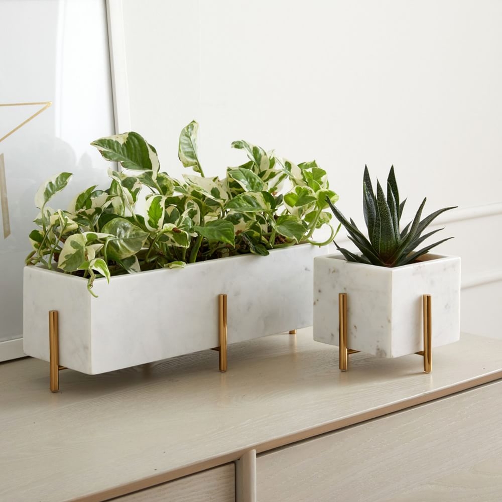 Corinth Planters