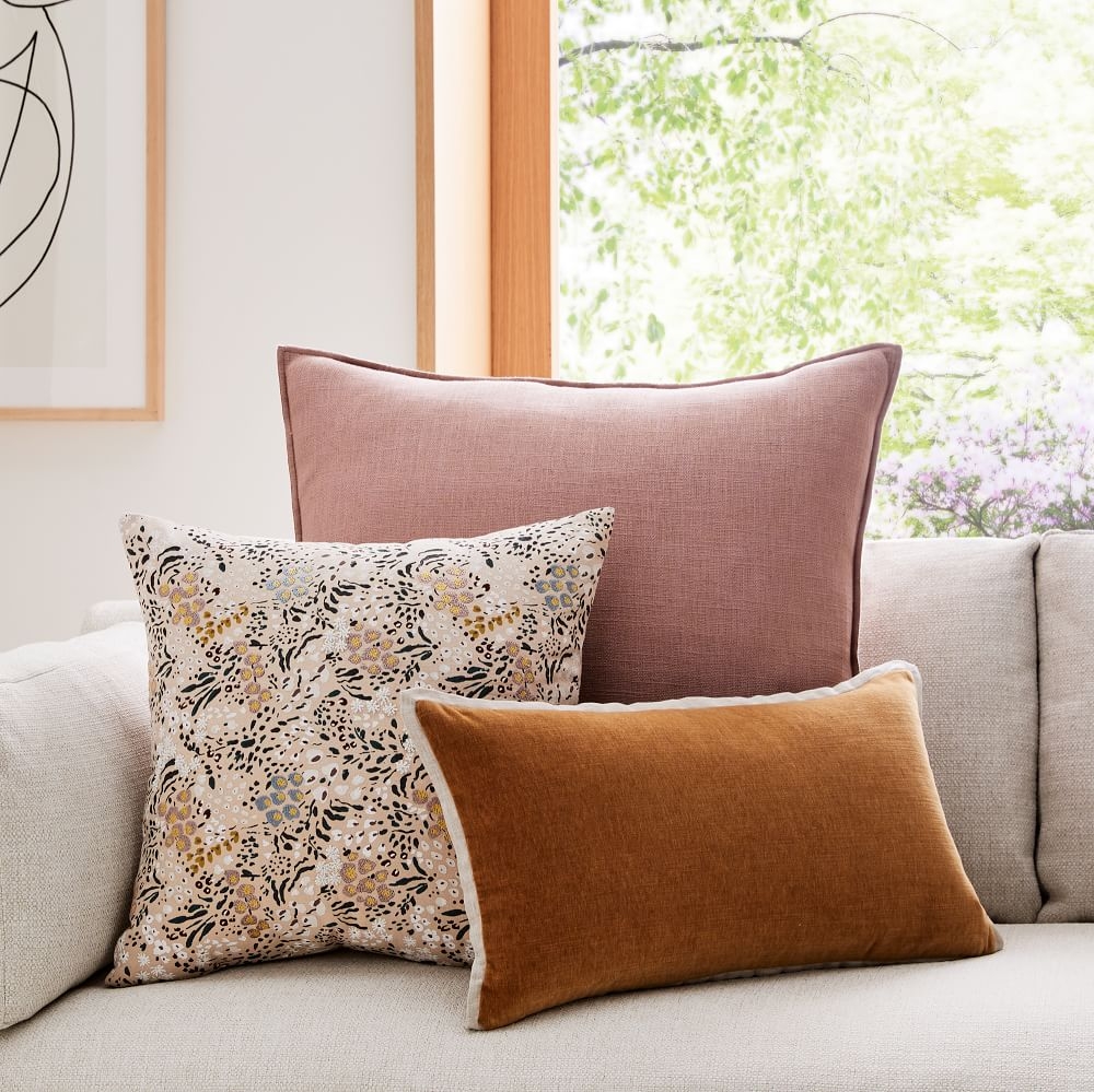 Lounge store pillow cover