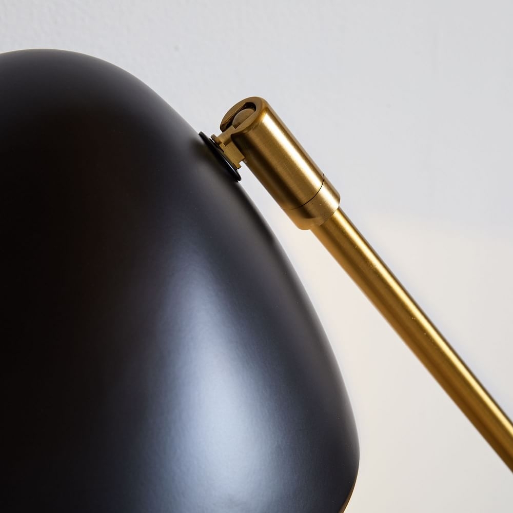 Mid century table outlet lamp
