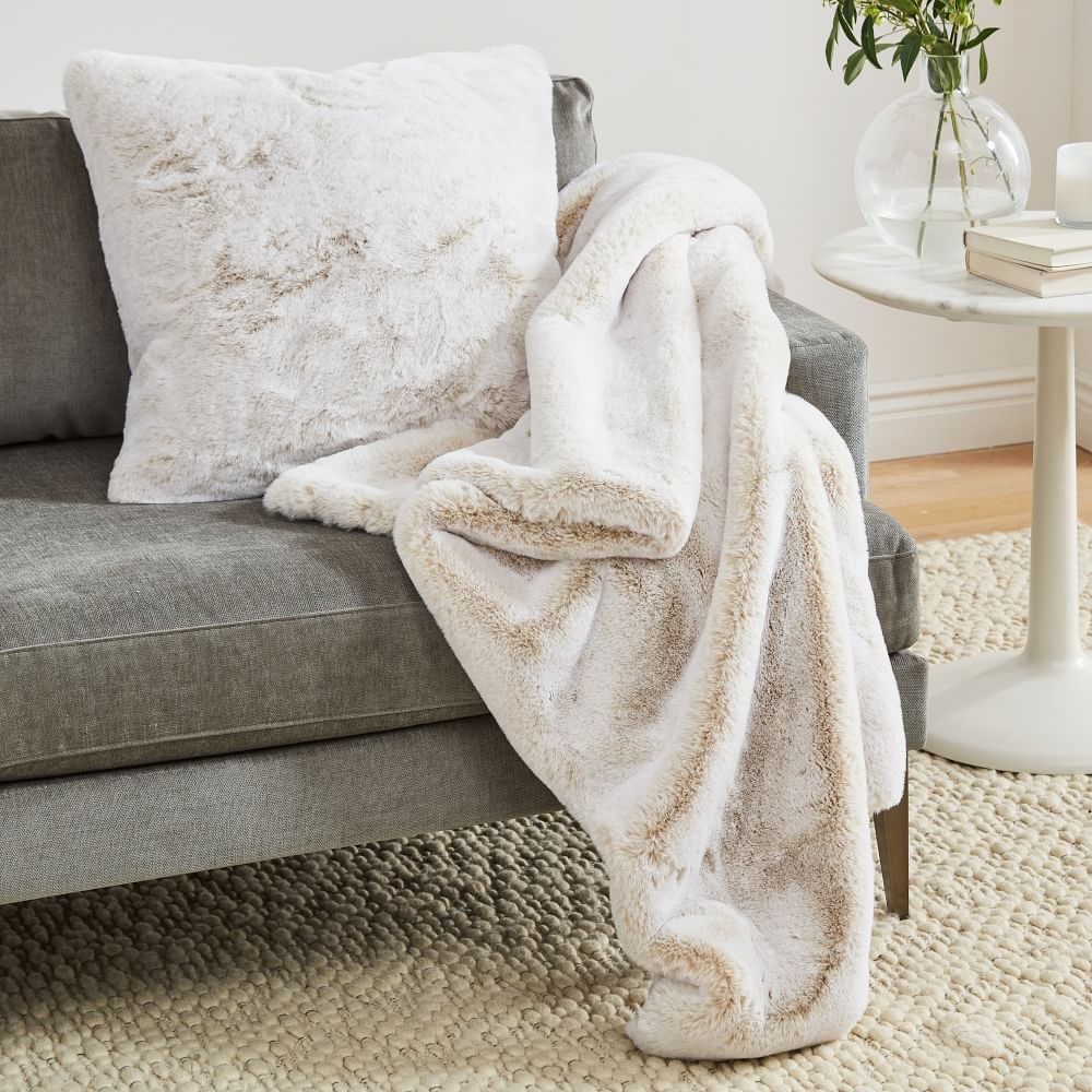 Fluffy blanket and pillow set hotsell