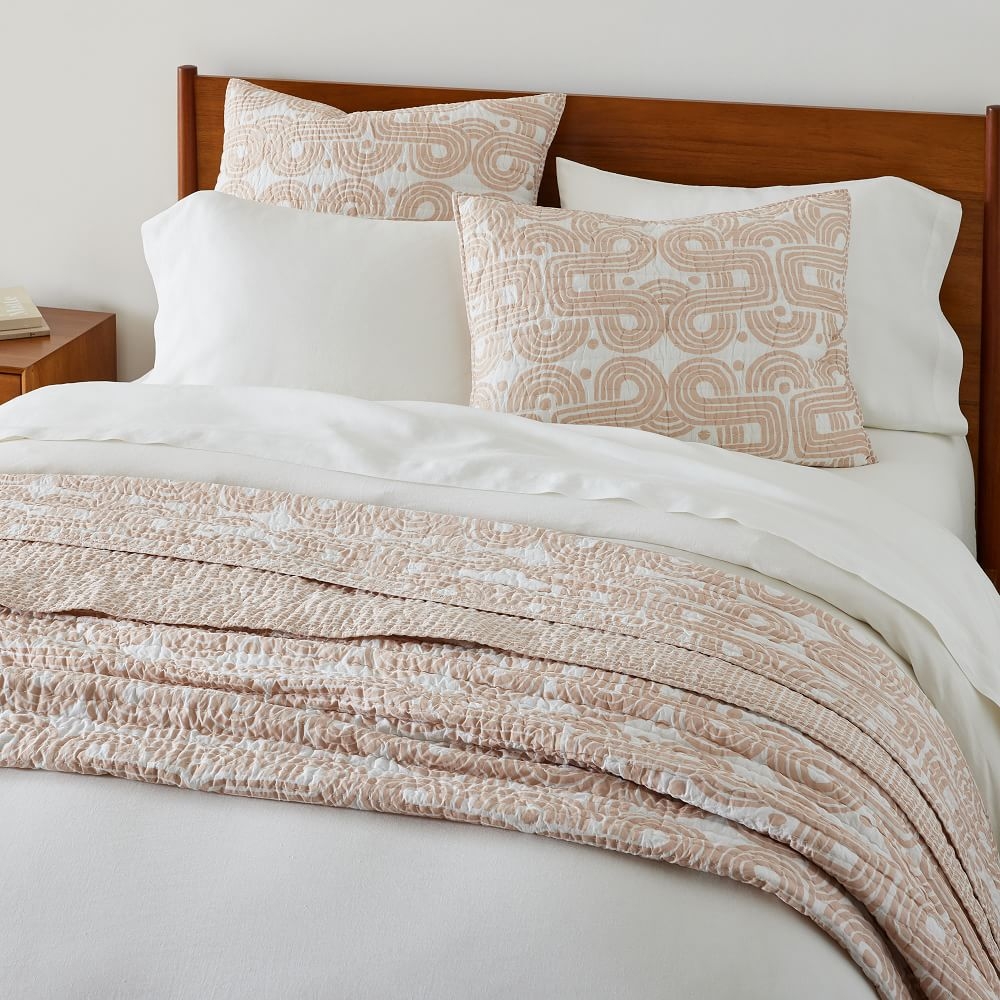 Quilt and sham set 2025