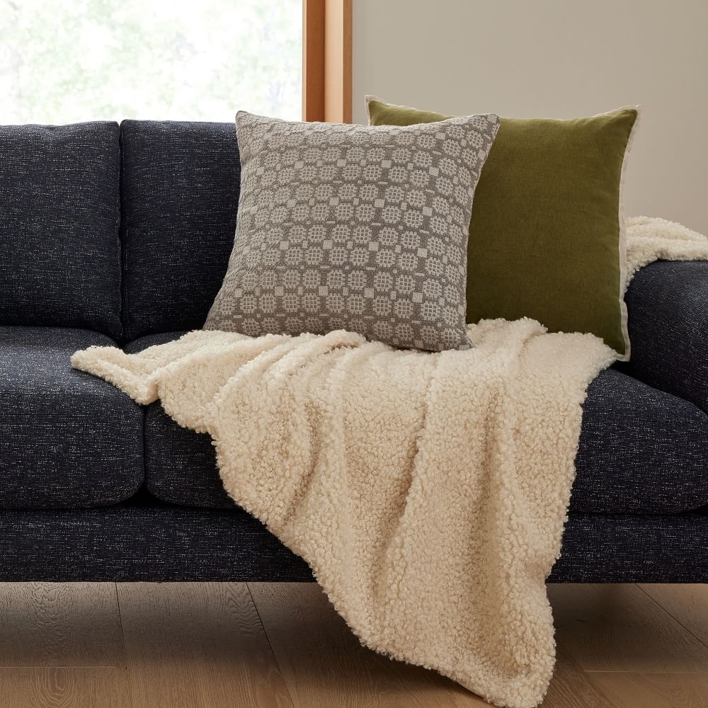 Plaid hot sale couch pillows