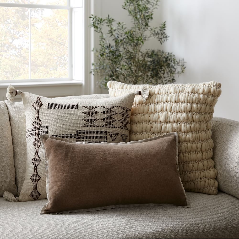 Graphic pillows discount