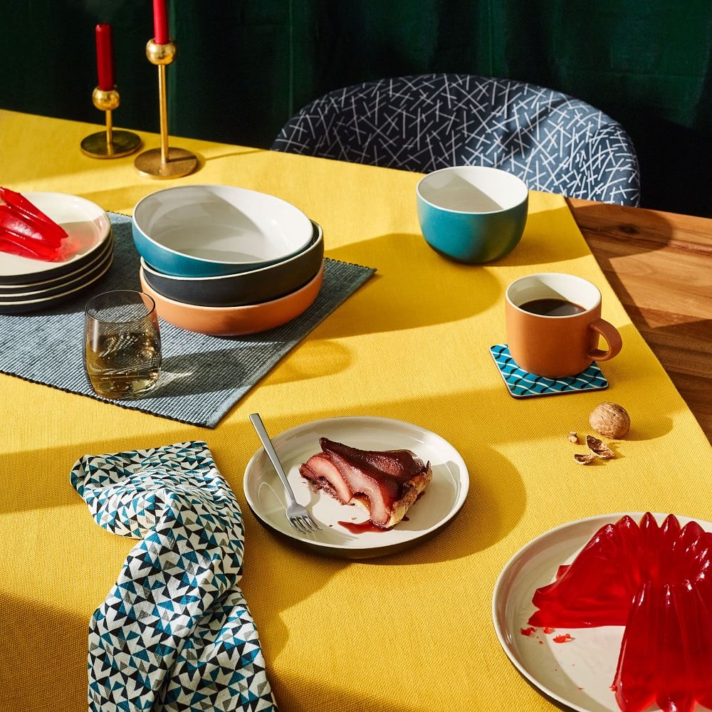 Orange dinnerware discount