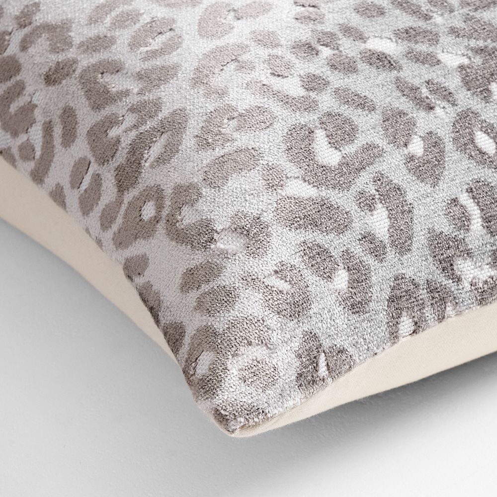 Grey leopard pillow 2025
