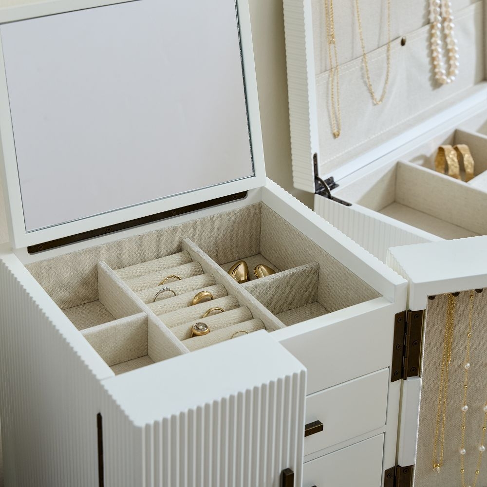 Heirloom jewelry box best sale