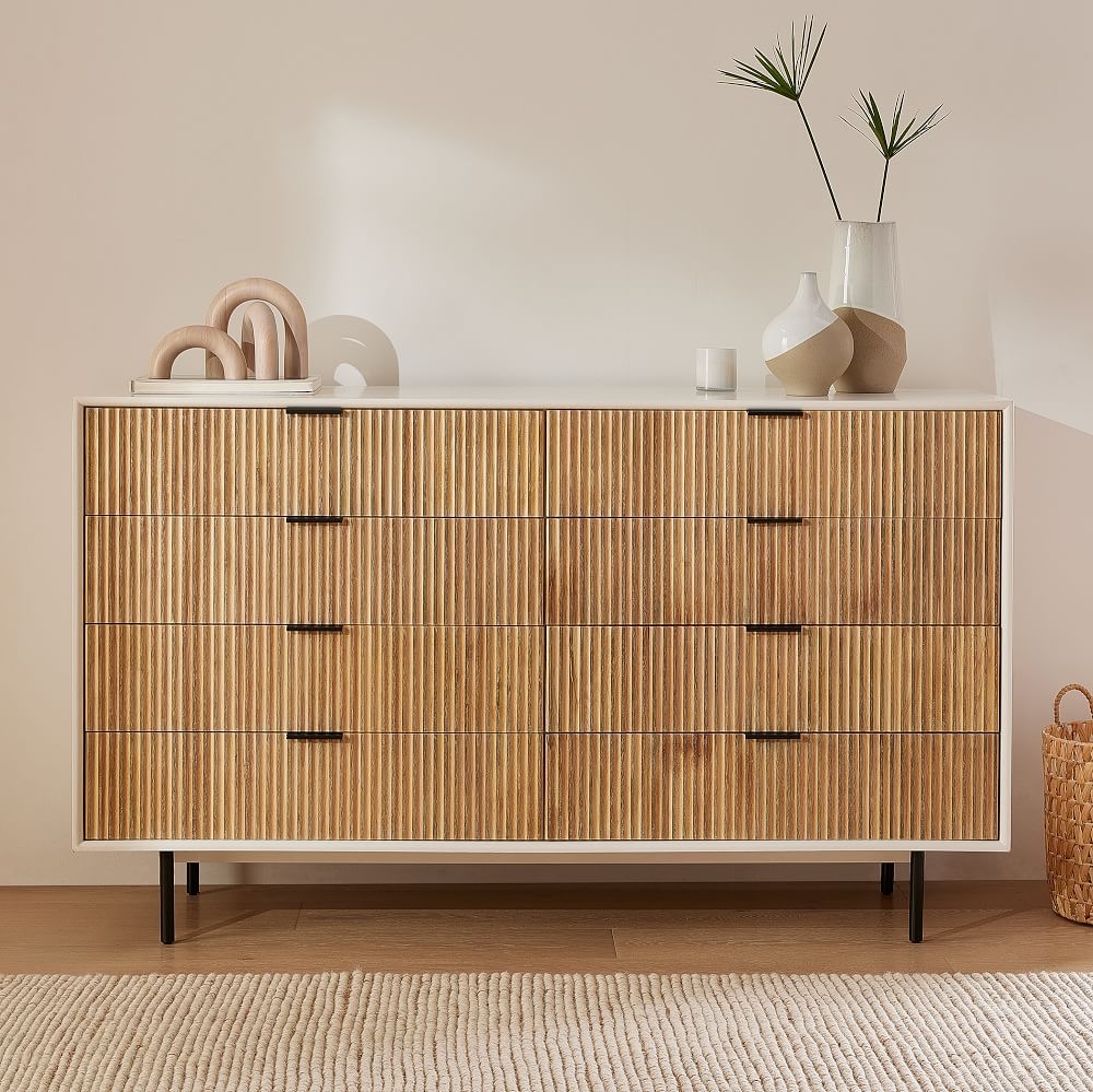 Large 8 outlet drawer dresser