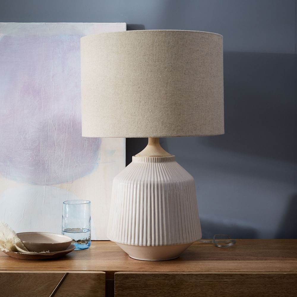 Roar Rabbit Ripple Ceramic Table Lamp