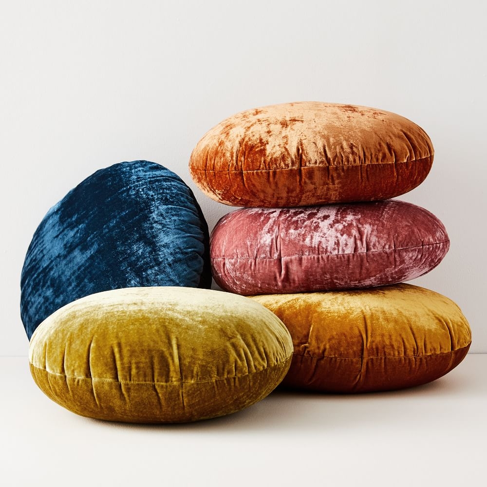 Round velvet deals throw pillows