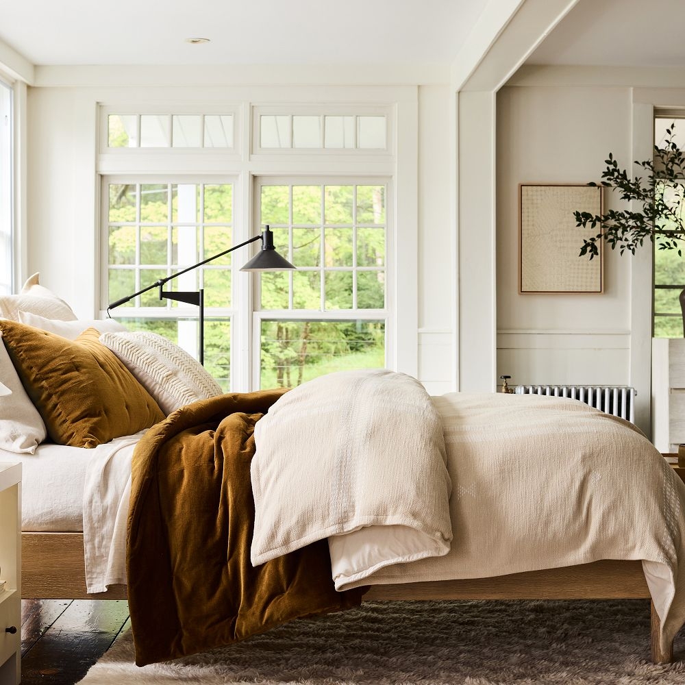 King size top bed shams