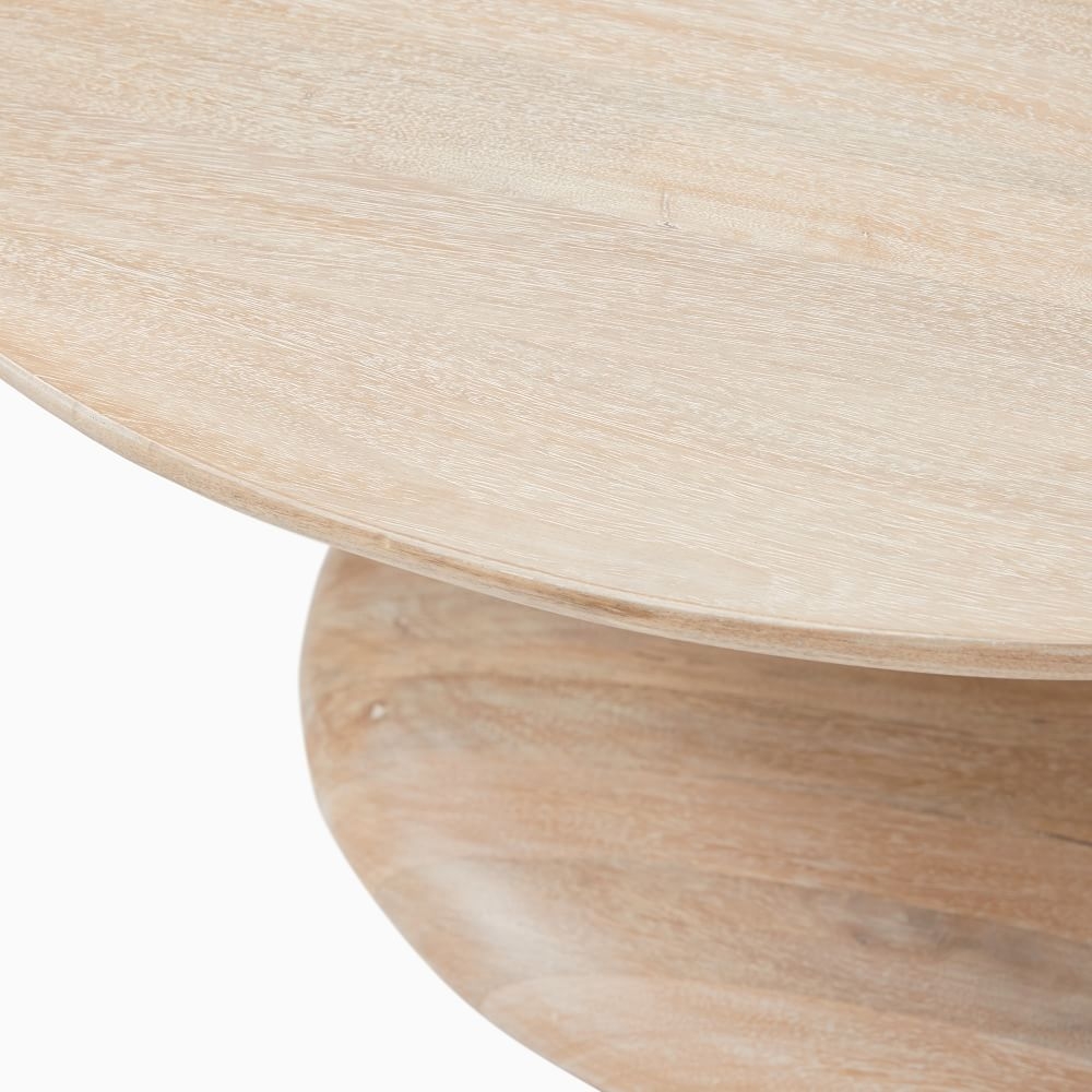 Light wood on sale coffee table round