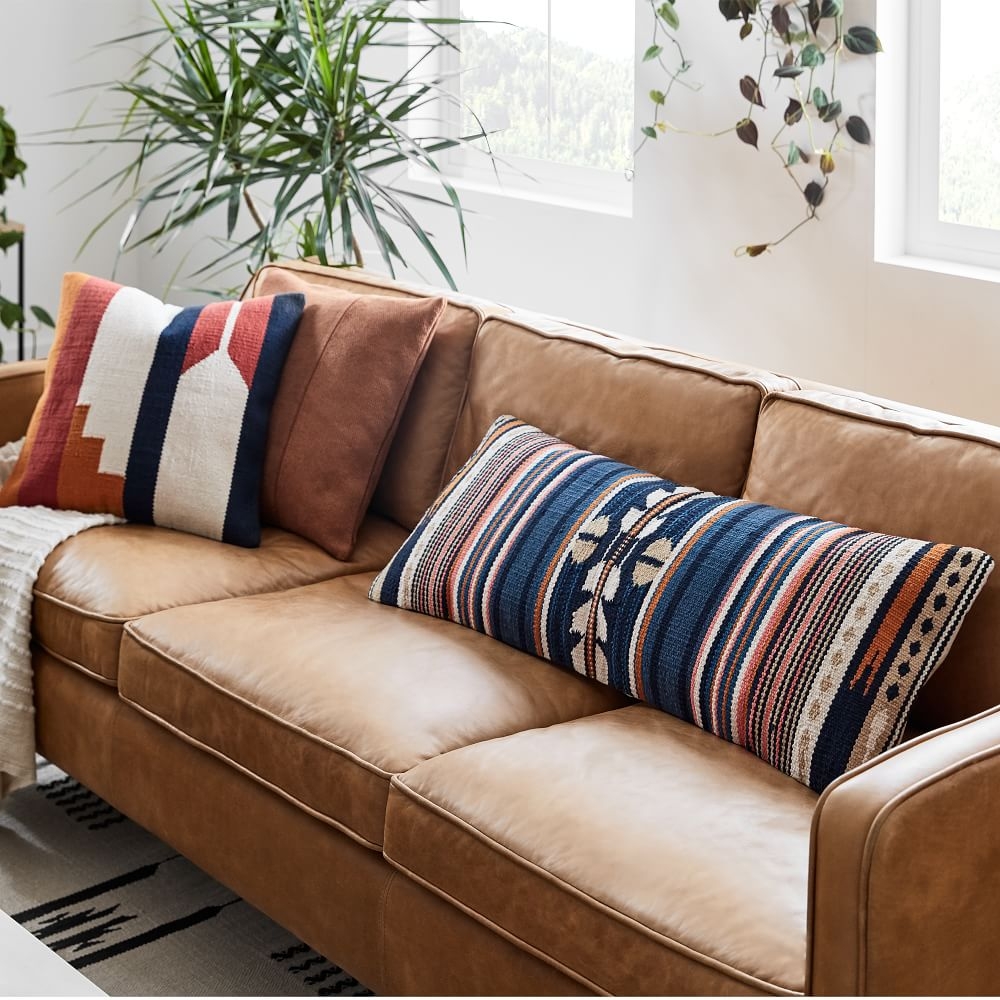 West elm couch best sale pillows
