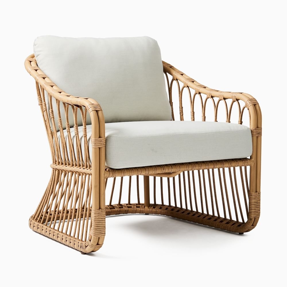 Rattan outlet lounge chair