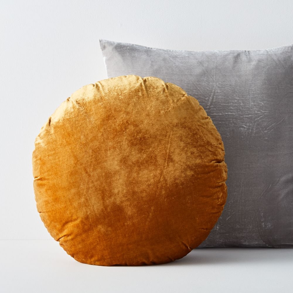 Cheap velvet sales pillows
